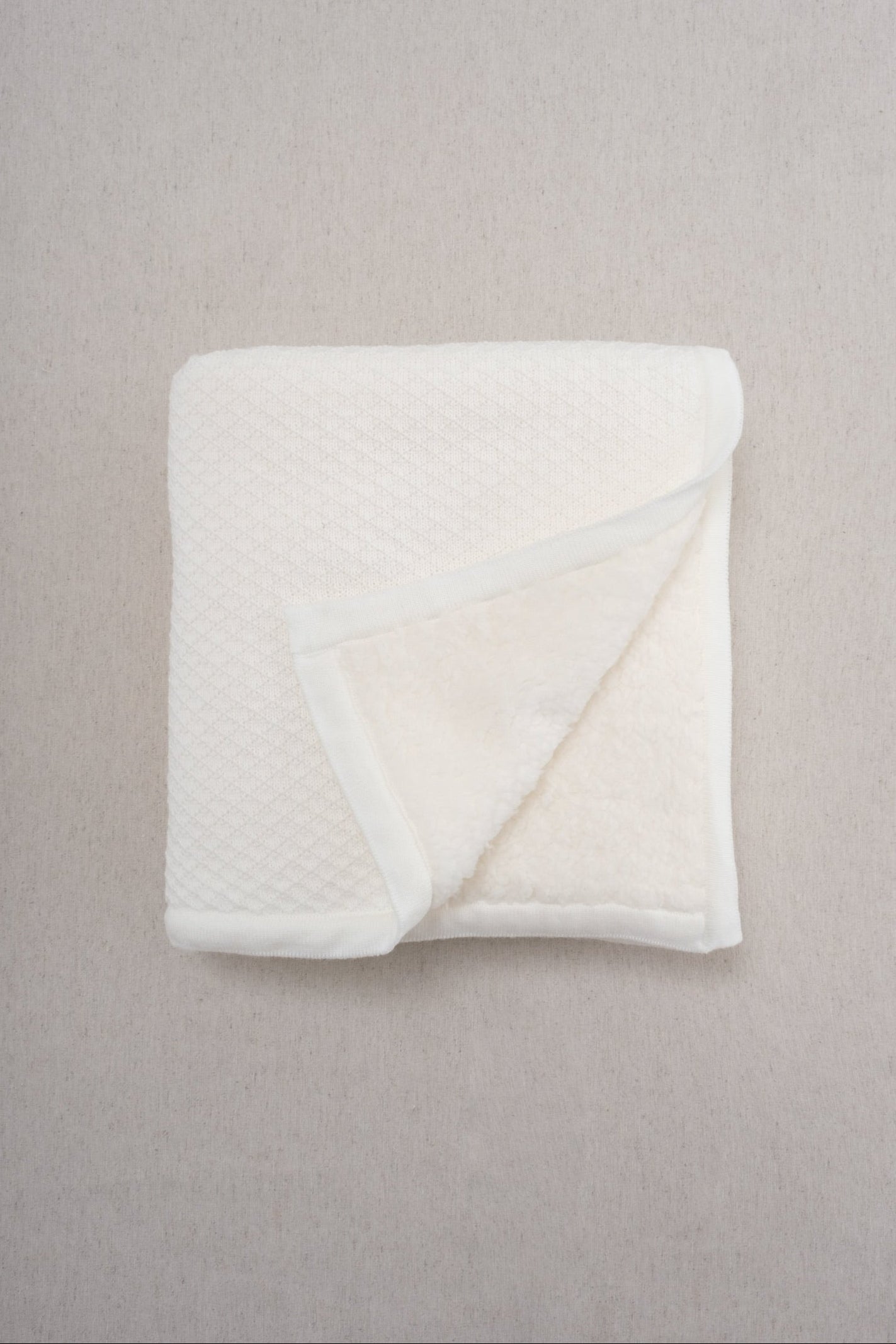 Cobija Lirio Borrego Blanca