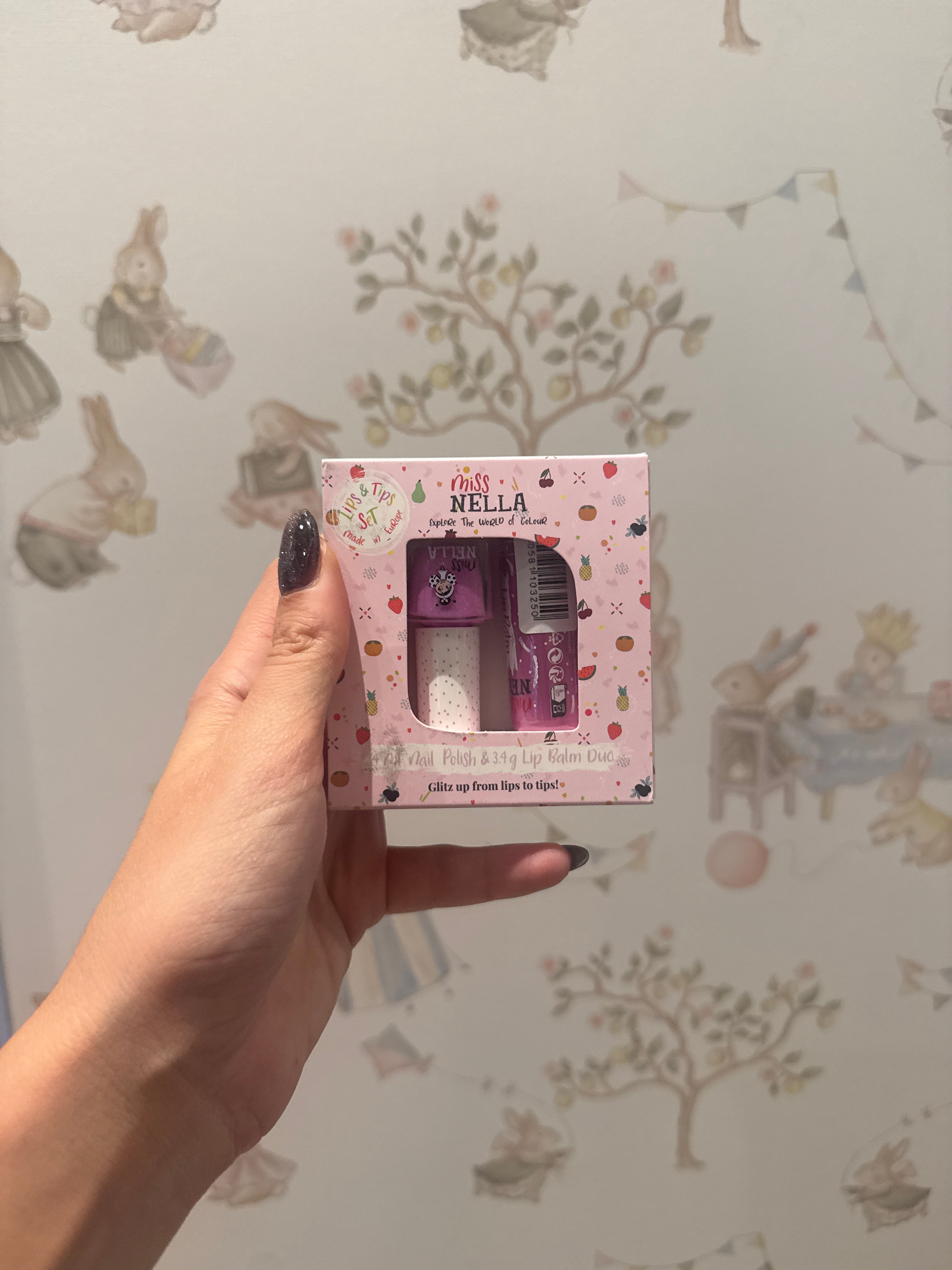 Lips & Tips Blueberry Smothie