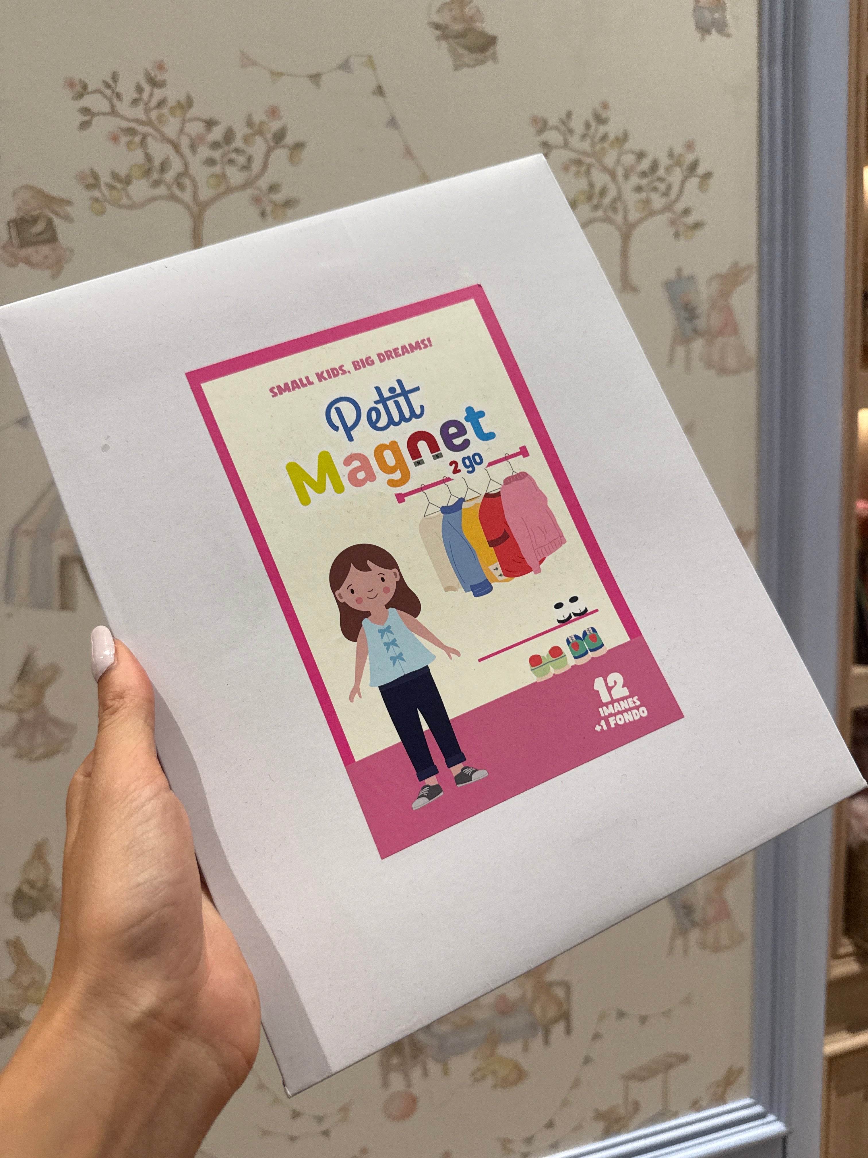 Petit Magnet Ropa niña 2 Go