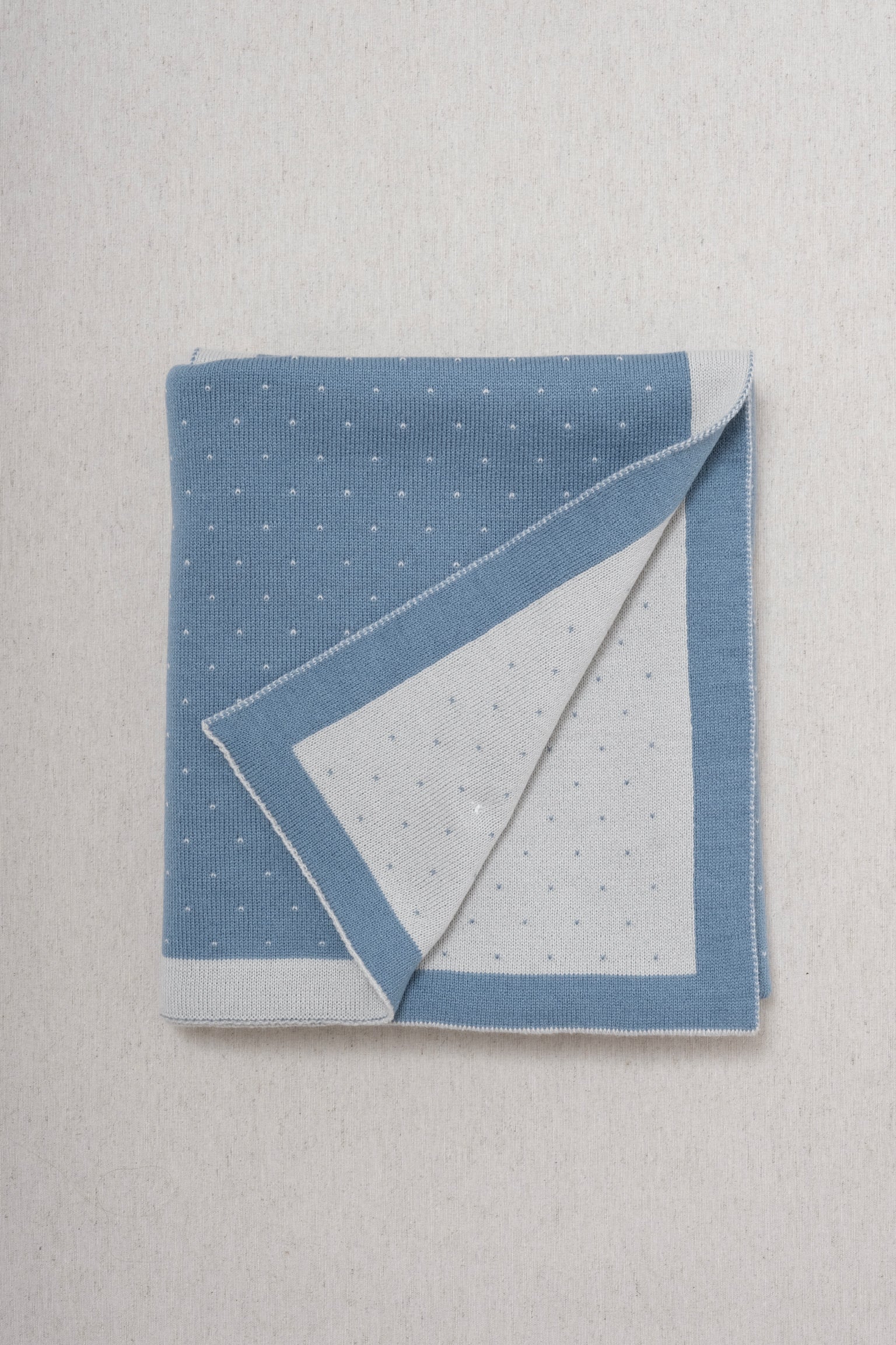 Cobija con Puntos Azul Petroleo